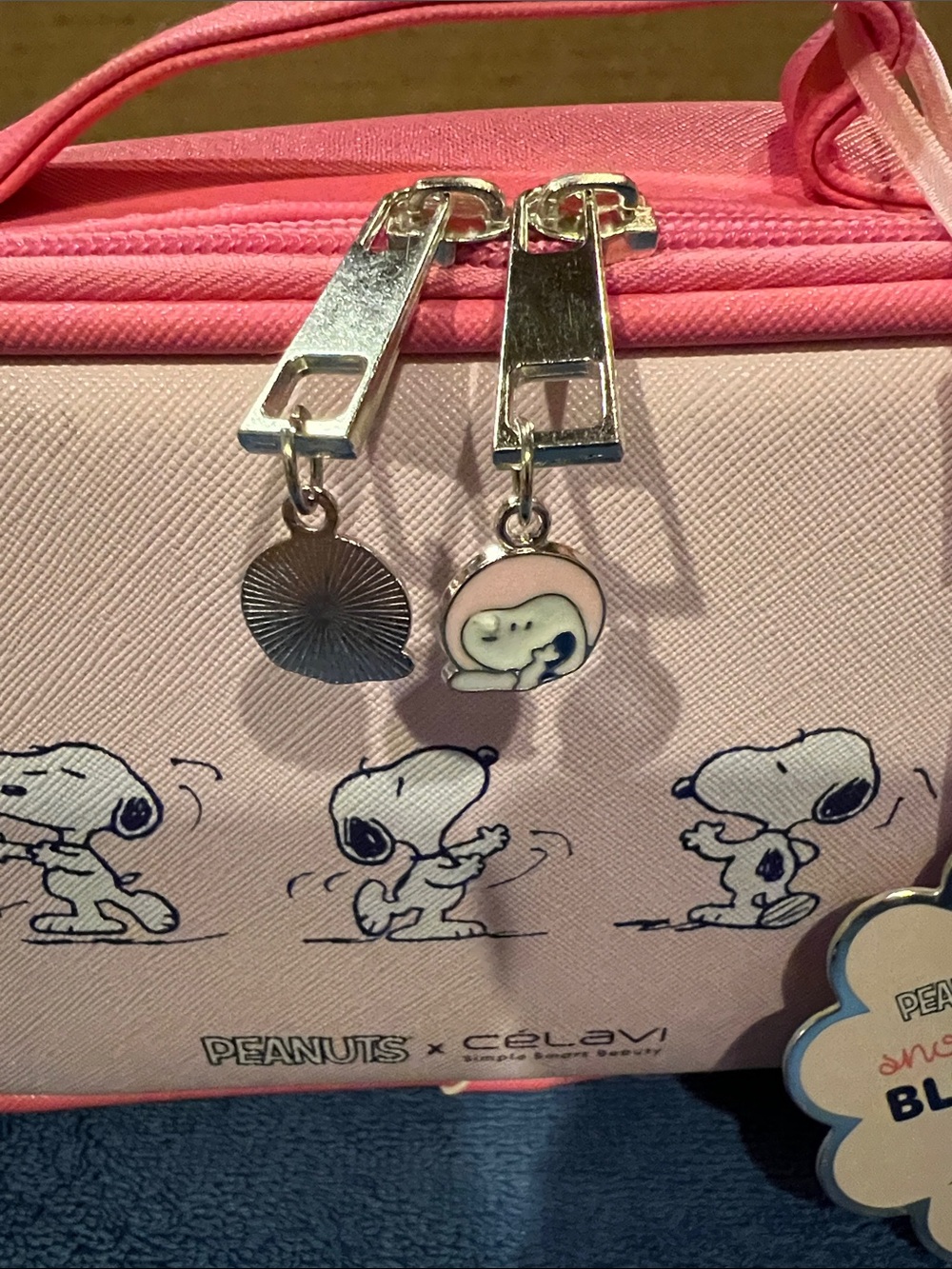 Peanuts x Celavi Snoopy Pink Cosmetic Bag - Picture 3 of 7
